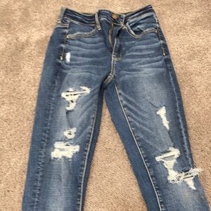 American Eagle distressed jeans Size 2 regular